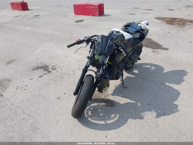 45789049 :رقم المزاد ، ML5EREL12NDA49968 vin ، 2022 Kawasaki Er650 L مزاد بيع