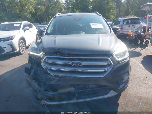 1FMCU9J90HUC10830 Ford Escape Titanium