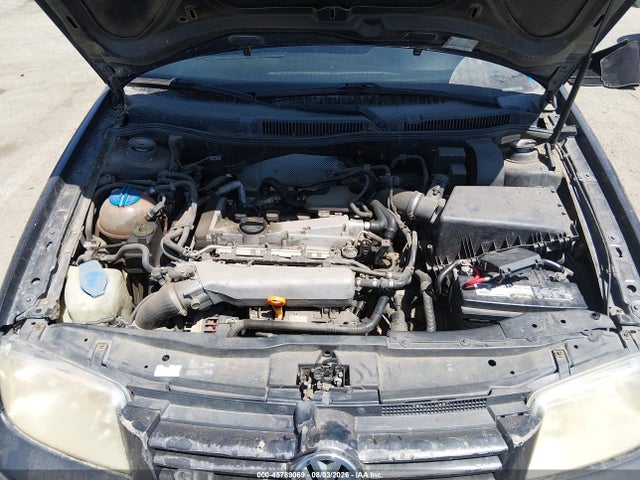 Продажа на аукционе авто 2005 Volkswagen Jetta Gli 1.8t, vin: 3VWSE69M55M057282, номер лота: 45789069