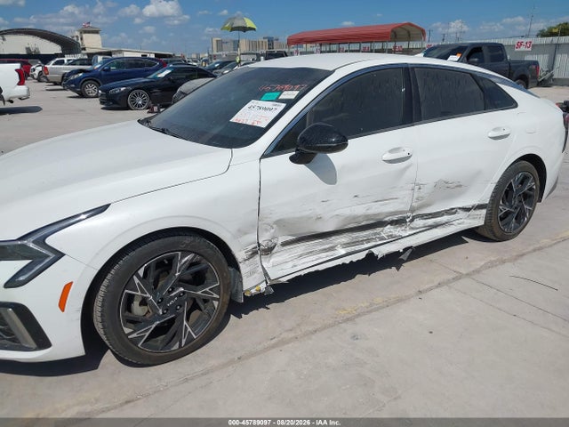 2025 Kia K5 Gt-line მანქანა იყიდება აუქციონზე, vin: KNAG64J74S5337743, აუქციონის ნომერი: 45789097