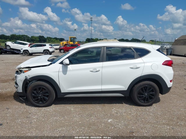 Продажа на аукционе авто 2017 Hyundai Tucson Se, vin: KM8J3CA49HU479579, номер лота: 45789130
