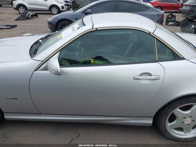 45789145 :رقم المزاد ، WDBKK65F71F200034 vin ، 2001 Mercedes-benz Slk 320 مزاد بيع