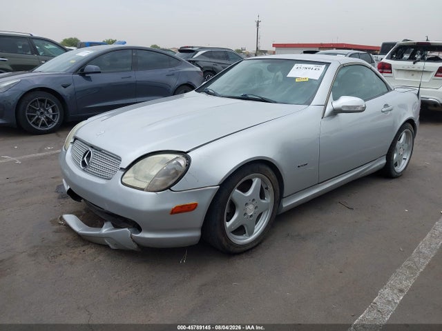 45789145 :رقم المزاد ، WDBKK65F71F200034 vin ، 2001 Mercedes-benz Slk 320 مزاد بيع