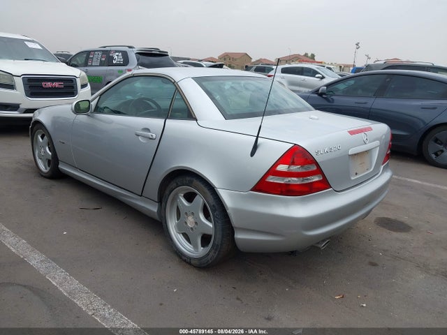 45789145 :رقم المزاد ، WDBKK65F71F200034 vin ، 2001 Mercedes-benz Slk 320 مزاد بيع