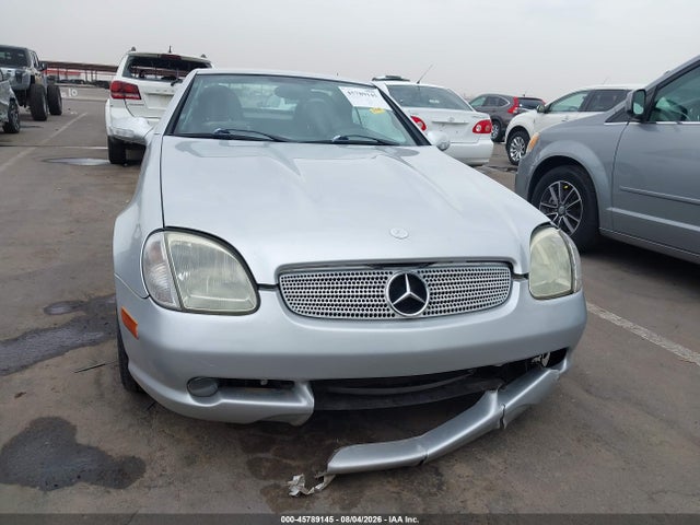 45789145 :رقم المزاد ، WDBKK65F71F200034 vin ، 2001 Mercedes-benz Slk 320 مزاد بيع