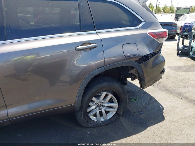 Toyota Highlander Le V6 2016 5TDZKRFH8GS183416 Image 6