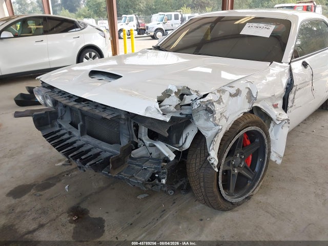 2C3CDZDJXGH275197 Dodge Challenger Srt 392