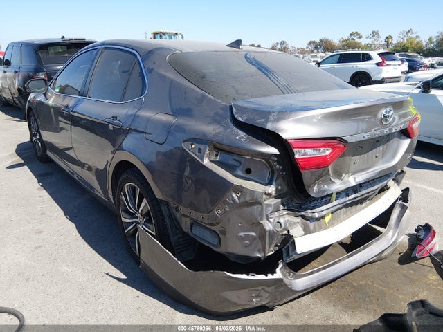 Toyota CAMRY LE 2019 4T1B11HK8KU200715 Image 3