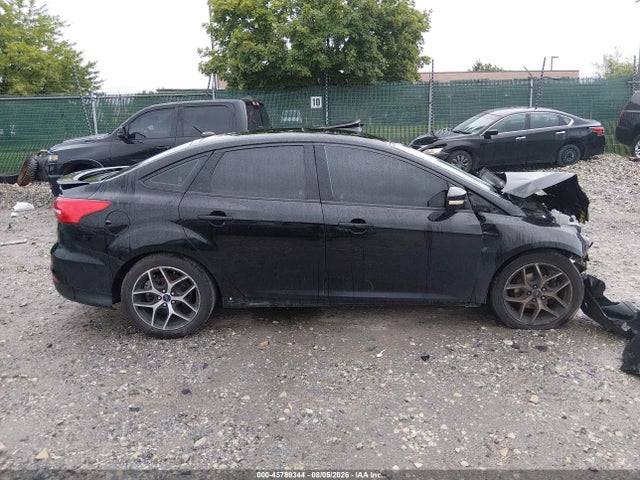 Ford FOCUS SE 2016 1FADP3F24GL296467 Image 13