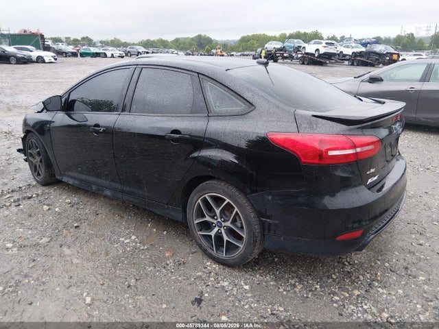 Ford FOCUS SE 2016 1FADP3F24GL296467 Image 3
