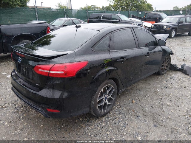 Ford FOCUS SE 2016 1FADP3F24GL296467 Image 4