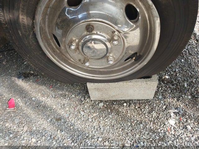 1996 Chevrolet P30 მანქანა იყიდება აუქციონზე, vin: 1GBLP37J9T3314505, აუქციონის ნომერი: 45789364