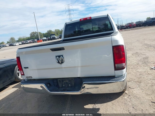 45789365 :رقم المزاد ، 1C6RR6TTXKS571869 vin ، 2019 Ram 1500 Classic Slt  4x2 6'4 Box مزاد بيع