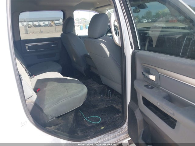 45789365 :رقم المزاد ، 1C6RR6TTXKS571869 vin ، 2019 Ram 1500 Classic Slt  4x2 6'4 Box مزاد بيع