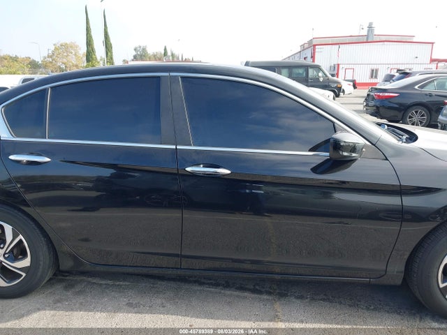 Honda ACCORD LX 2017 1HGCR2F38HA251842 Image 13