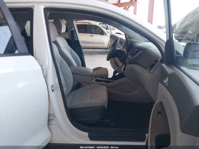 Hyundai TUCSON SEL 2018 KM8J33A4XJU722516 Image 5