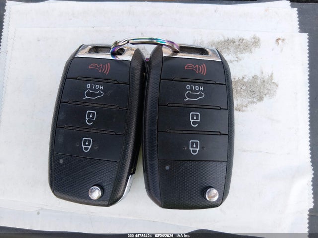 5XYPGDA54HG322495 KIA Sorento 3.3l Lx