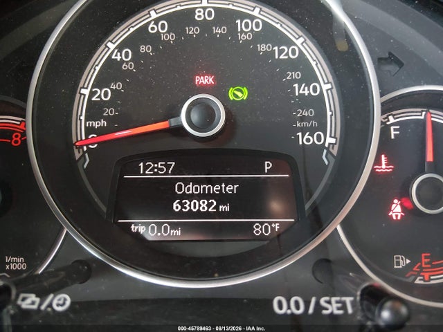 3VWFD7AT0JM700984 Volkswagen Beetle 2.0t Coast/2.0t S