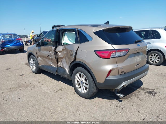 Ford ESCAPE SE 2020 1FMCU9G62LUC19860 Image 3