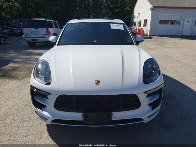 2018 Porsche Macan Gts მანქანა იყიდება აუქციონზე, vin: WP1AG2A59JLB63329, აუქციონის ნომერი: 45789501