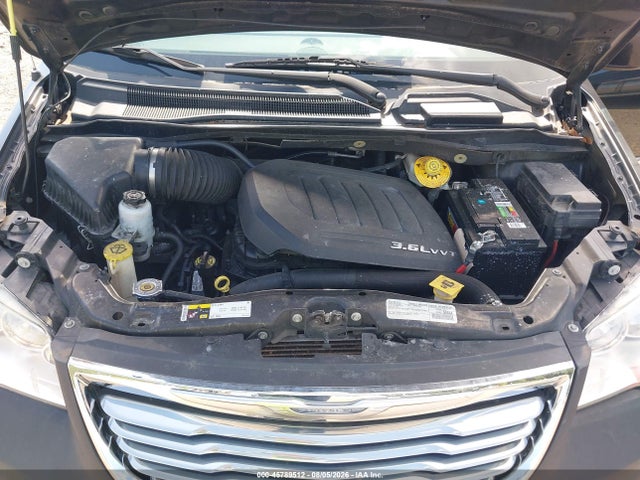 45789512 :رقم المزاد ، 2C4RC1BG2GR198403 vin ، 2016 Chrysler Town & Country Touring مزاد بيع