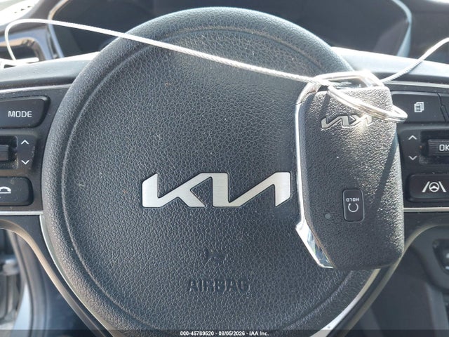 45789520 :رقم المزاد ، KNDCC3LCXN5546424 vin ، 2022 Kia Niro Touring Se مزاد بيع