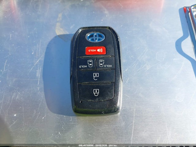 Продажа на аукционе авто 2021 Toyota Sienna Le, vin: 5TDKSKFC0MS039481, номер лота: 45789595