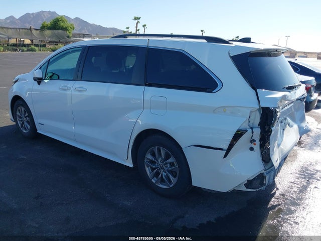 Продажа на аукционе авто 2021 Toyota Sienna Le, vin: 5TDKSKFC0MS039481, номер лота: 45789595