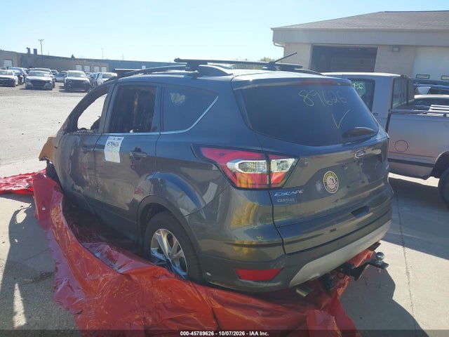 1FMCU0HD4JUA40886 Ford ESCAPE SEL