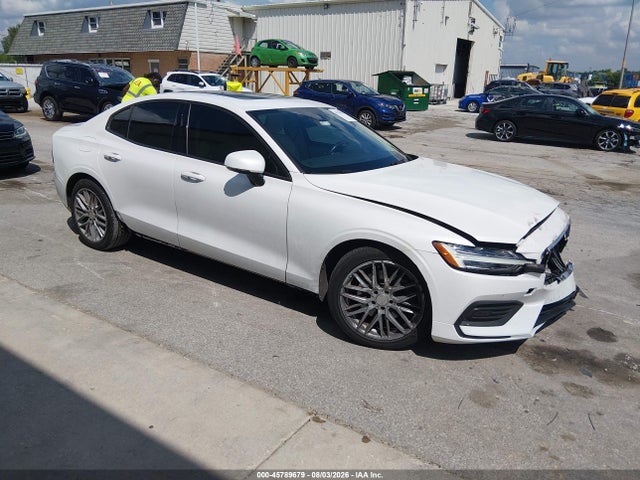Aukcja sprzedaży 2020 Volvo S60 T5 Momentum, vin: 7JR102FK9LG044181, numer aukcji: 45789679