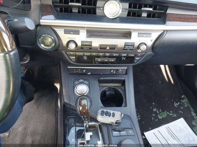 45789709 :رقم المزاد ، JTHBK1GG1D2018284 vin ، 2013 Lexus Es 350 مزاد بيع