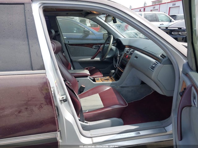 Продажа на аукционе авто 2002 Mercedes-benz E 320 Special Edition, vin: WDBJF65J72B460978, номер лота: 45789745