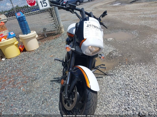 Suzuki VZR1800 2020 JS1VY53AXL7100290 Image 5