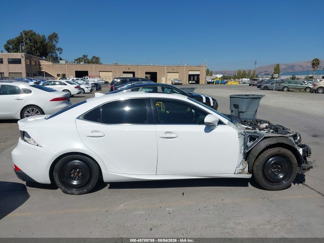 Lexus IS 200T 2017 JTHBA1D26H5043195 Image 13