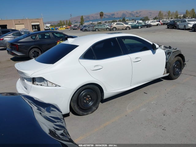 Lexus IS 200T 2017 JTHBA1D26H5043195 Image 4