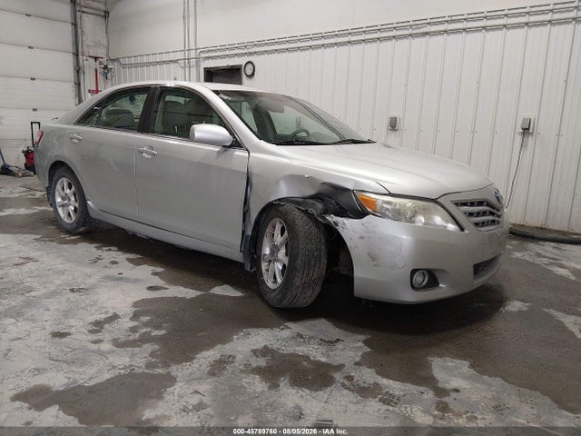 45789760 :رقم المزاد ، 4T1BF3EK6BU633161 vin ، 2011 Toyota Camry Xle مزاد بيع