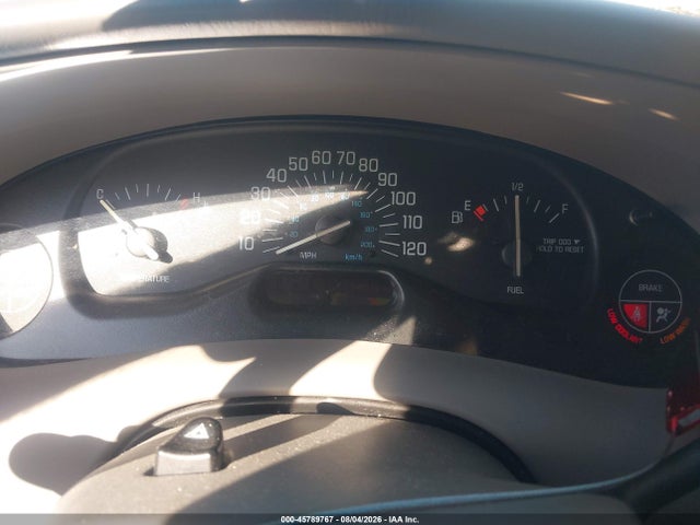 45789767 :رقم المزاد ، 2G4WS52J921299479 vin ، 2002 Buick Century Custom مزاد بيع