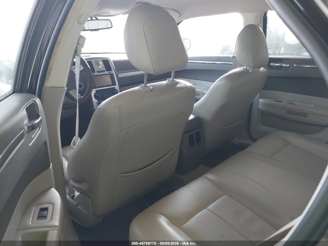 2010 Chrysler 300 Touring/signature Series/executive Series მანქანა იყიდება აუქციონზე, vin: 2C3CA5CV7AH180433, აუქციონის ნომერი: 45789770