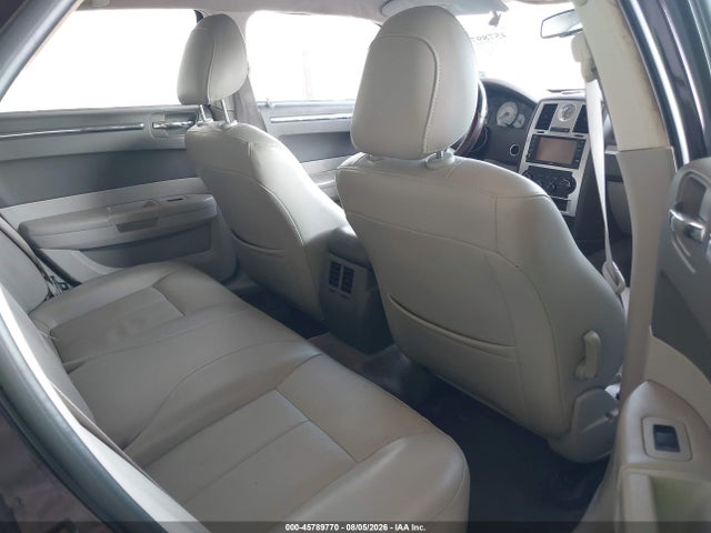2010 Chrysler 300 Touring/signature Series/executive Series მანქანა იყიდება აუქციონზე, vin: 2C3CA5CV7AH180433, აუქციონის ნომერი: 45789770
