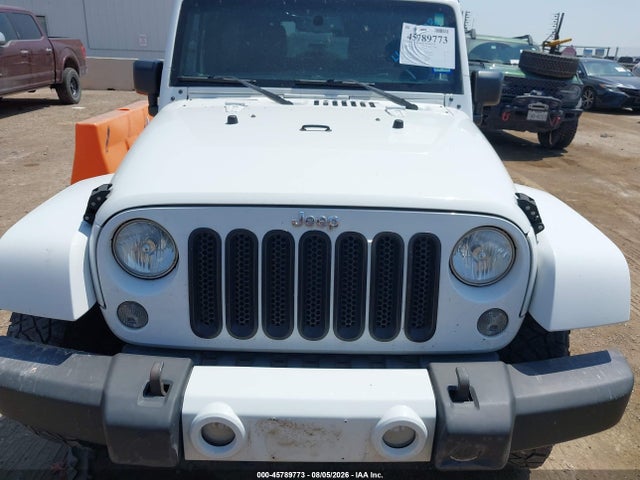 2015 Jeep Wrangler Unlimited Sahara მანქანა იყიდება აუქციონზე, vin: 1C4BJWEG2FL613064, აუქციონის ნომერი: 45789773