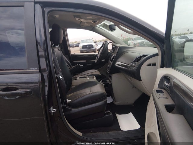 2C4RC1BG6ER124284 Chrysler Town &amp; Country Touring