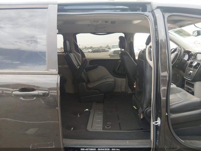 2C4RC1BG6ER124284 Chrysler Town &amp; Country Touring