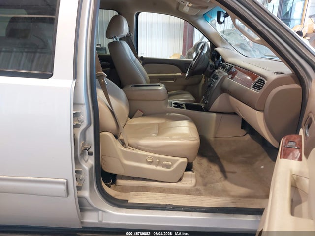Продаж на аукціоні авто 2011 Gmc Yukon Xl 1500 Slt, vin: 1GKS2KE37BR343036, номер лоту: 45789882