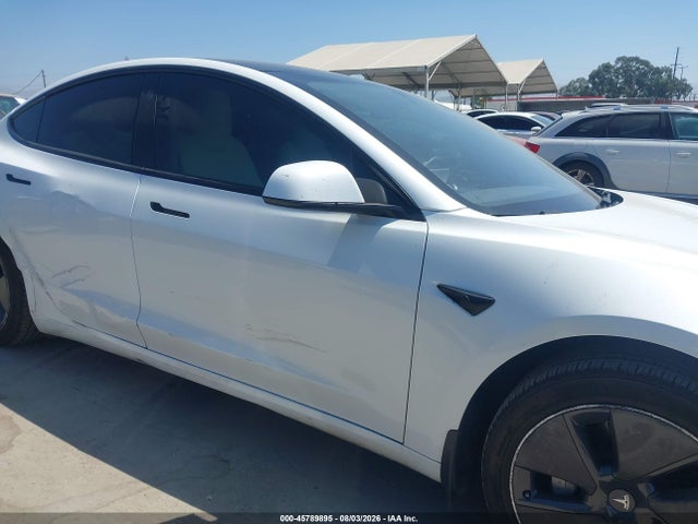 Tesla Model 3 Rear-wheel Drive 2023 5YJ3E1EA3PF517570 Image 19