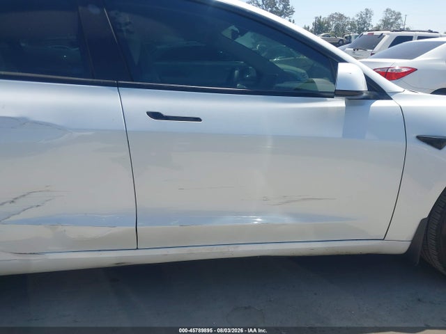 Tesla Model 3 Rear-wheel Drive 2023 5YJ3E1EA3PF517570 Image 21