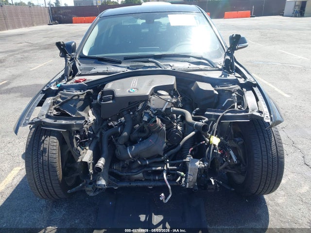 45789909 :رقم المزاد ، WBA8A9C39HK864567 vin ، 2017 Bmw 320i مزاد بيع