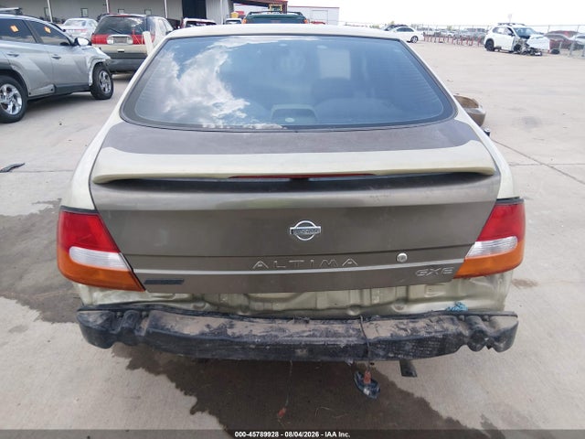 45789928 :رقم المزاد ، 1N4DL01D2XC236660 vin ، 1999 Nissan Altima Xe/gxe/se/gle مزاد بيع