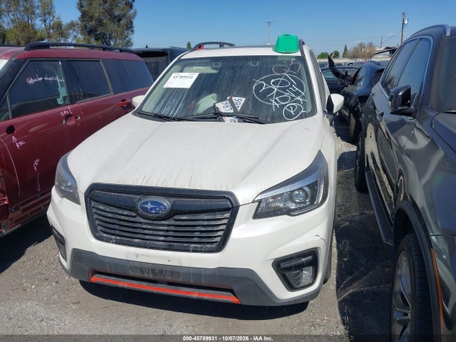 Subaru Forester Sport 2019 JF2SKAKC4KH567379 Image 13