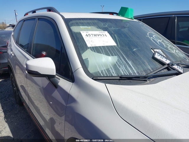 Subaru Forester Sport 2019 JF2SKAKC4KH567379 Image 14