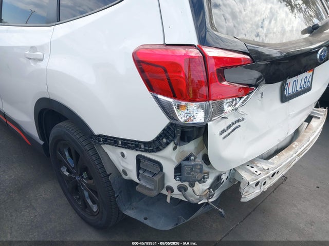 Subaru Forester Sport 2019 JF2SKAKC4KH567379 Image 19